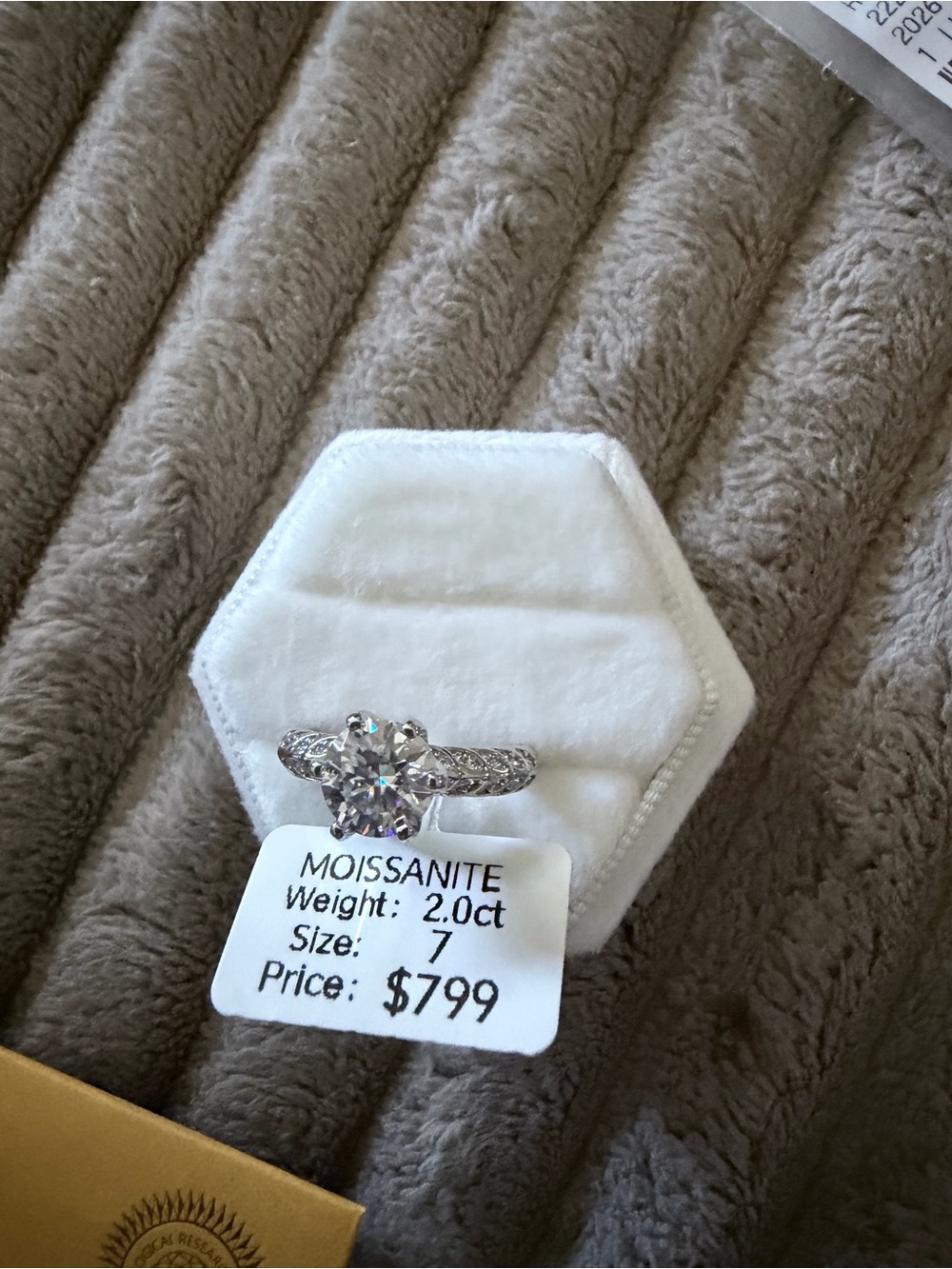 Moissanite 2.0ct Solitaire Ring in White with Pave Band - Size 7